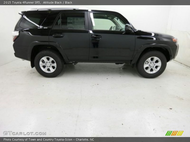 Attitude Black / Black 2015 Toyota 4Runner SR5