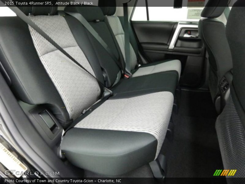 Attitude Black / Black 2015 Toyota 4Runner SR5