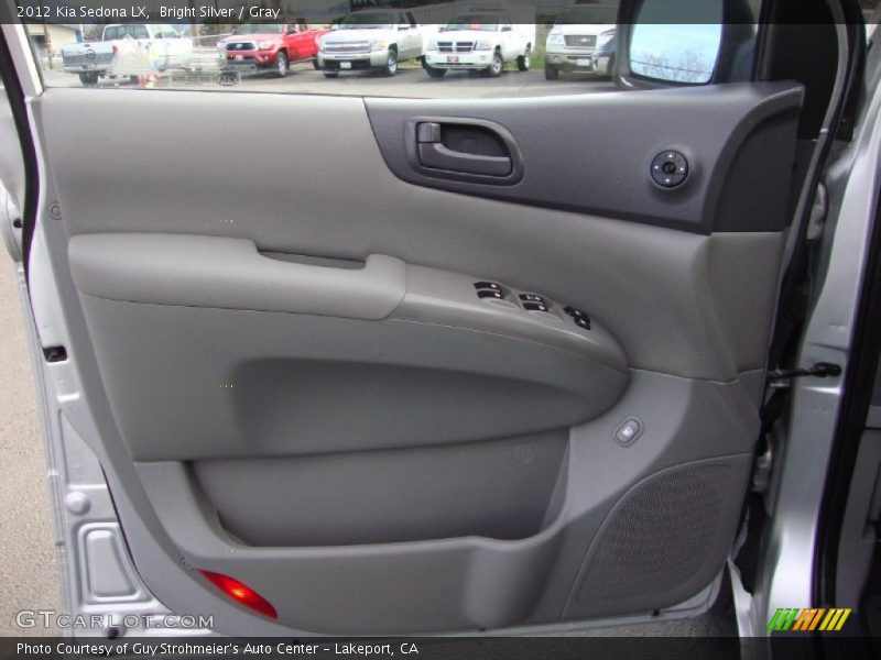 Bright Silver / Gray 2012 Kia Sedona LX