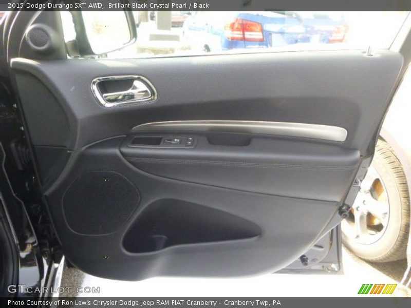 Brilliant Black Crystal Pearl / Black 2015 Dodge Durango SXT AWD