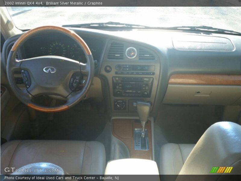 Brilliant Silver Metallic / Graphite 2002 Infiniti QX4 4x4
