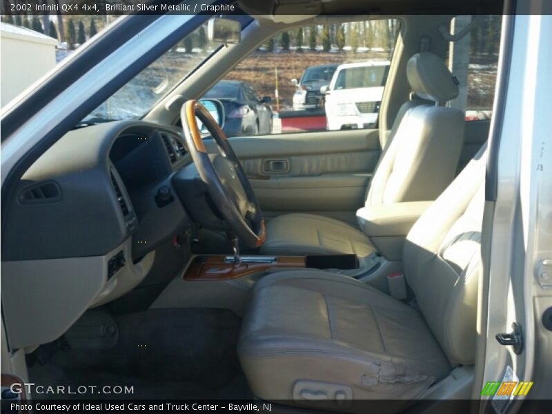 Brilliant Silver Metallic / Graphite 2002 Infiniti QX4 4x4