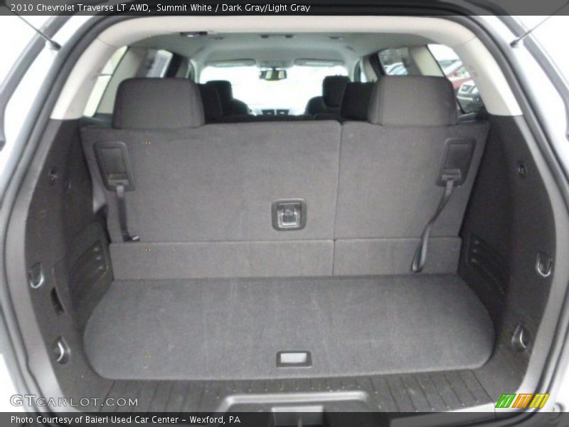 Summit White / Dark Gray/Light Gray 2010 Chevrolet Traverse LT AWD