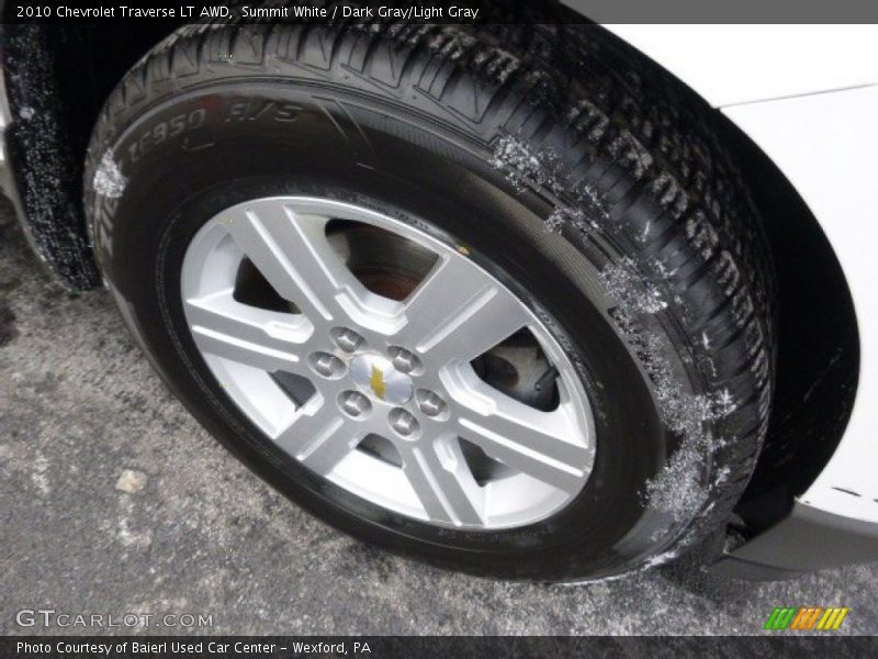 Summit White / Dark Gray/Light Gray 2010 Chevrolet Traverse LT AWD