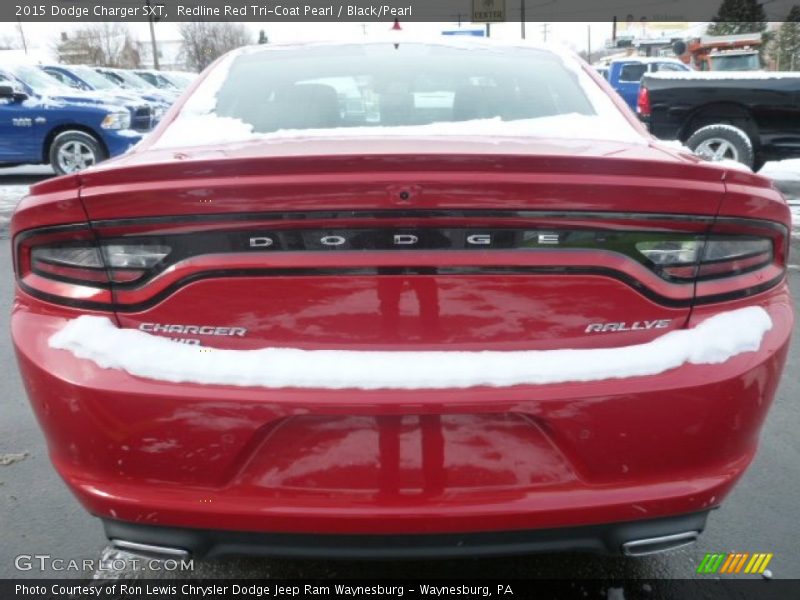 Redline Red Tri-Coat Pearl / Black/Pearl 2015 Dodge Charger SXT