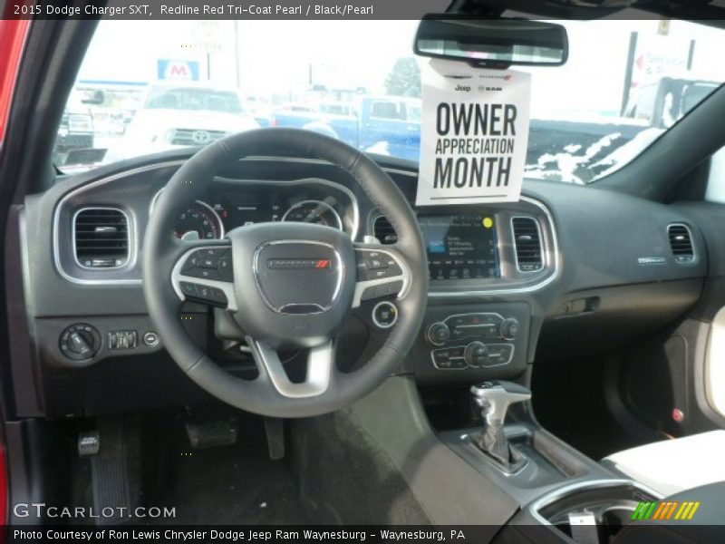 Redline Red Tri-Coat Pearl / Black/Pearl 2015 Dodge Charger SXT