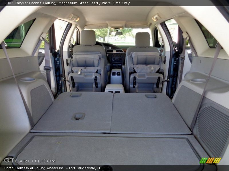  2007 Pacifica Touring Trunk