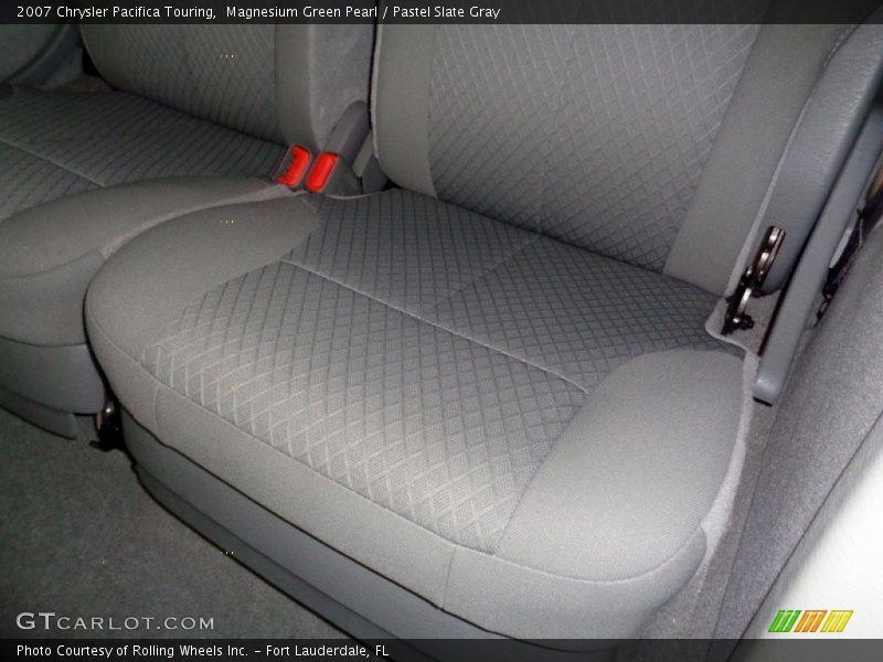 Magnesium Green Pearl / Pastel Slate Gray 2007 Chrysler Pacifica Touring