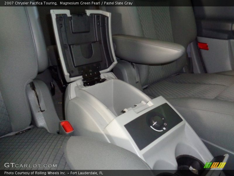 Magnesium Green Pearl / Pastel Slate Gray 2007 Chrysler Pacifica Touring