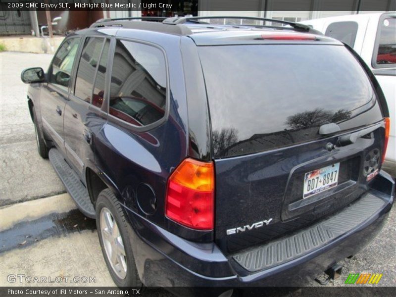 Midnight Blue Metallic / Light Gray 2009 GMC Envoy SLT