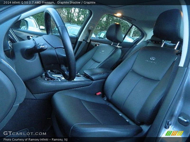 Front Seat of 2014 Q 50 3.7 AWD Premium