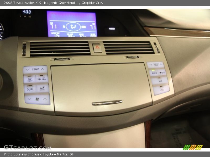 Magnetic Gray Metallic / Graphite Gray 2008 Toyota Avalon XLS