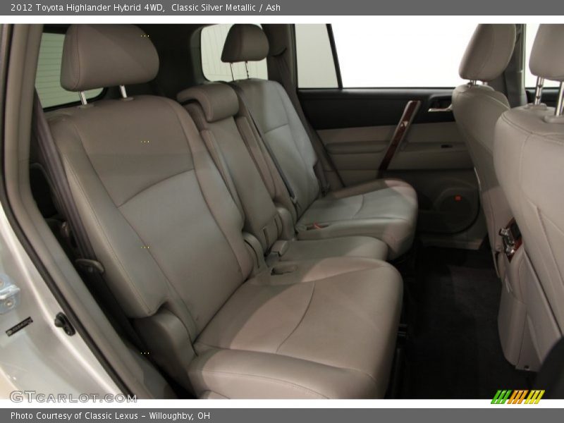 Classic Silver Metallic / Ash 2012 Toyota Highlander Hybrid 4WD