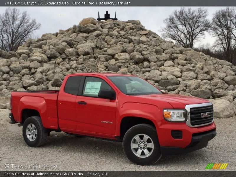 Front 3/4 View of 2015 Canyon SLE Extended Cab