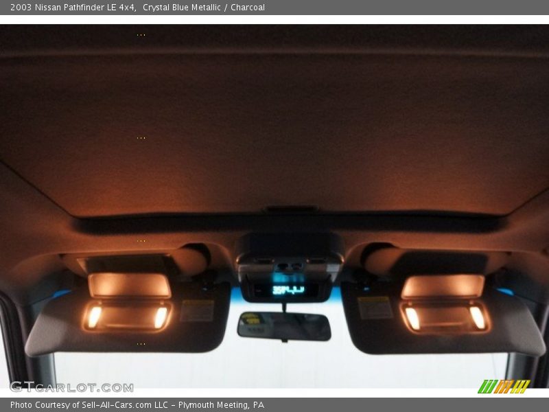 Crystal Blue Metallic / Charcoal 2003 Nissan Pathfinder LE 4x4