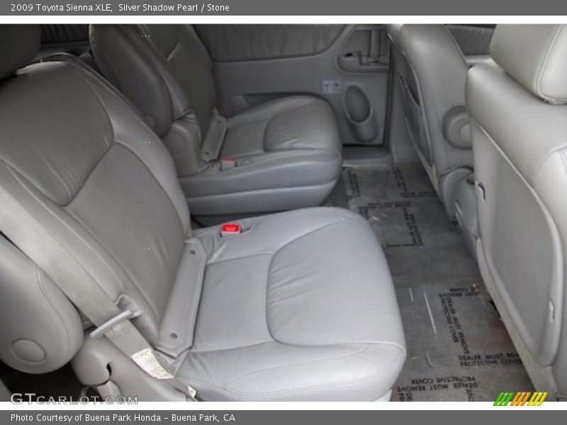 Silver Shadow Pearl / Stone 2009 Toyota Sienna XLE