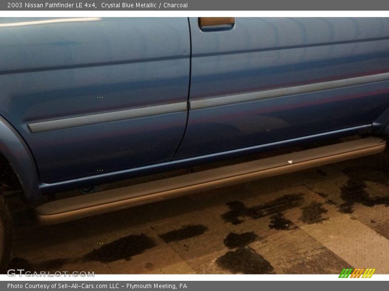 Crystal Blue Metallic / Charcoal 2003 Nissan Pathfinder LE 4x4