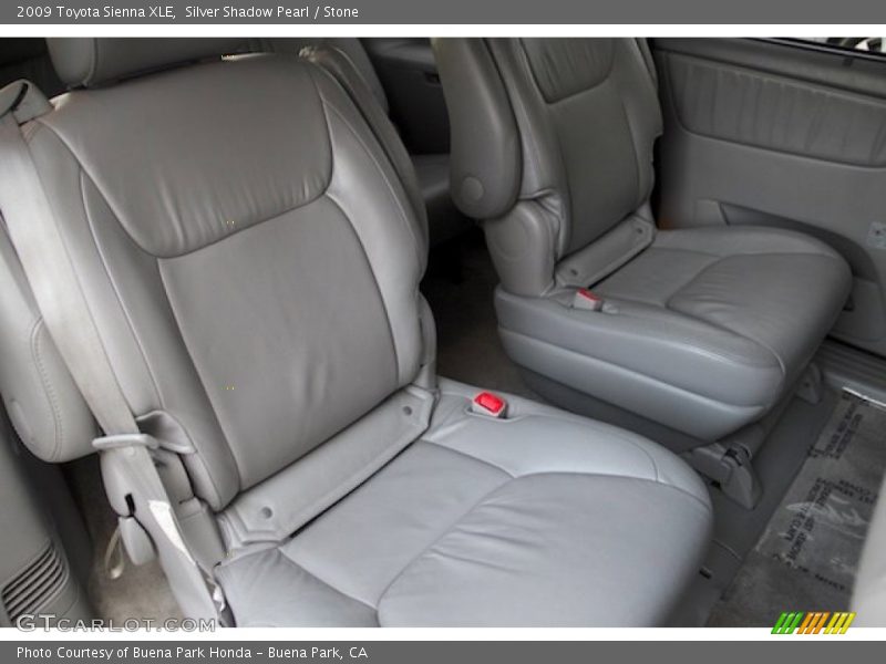 Silver Shadow Pearl / Stone 2009 Toyota Sienna XLE