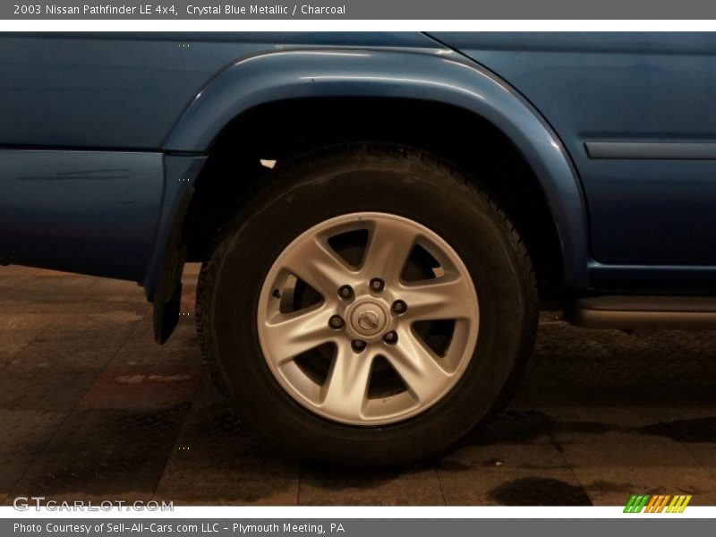 Crystal Blue Metallic / Charcoal 2003 Nissan Pathfinder LE 4x4