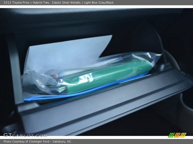 Classic Silver Metallic / Light Blue Gray/Black 2013 Toyota Prius c Hybrid Two