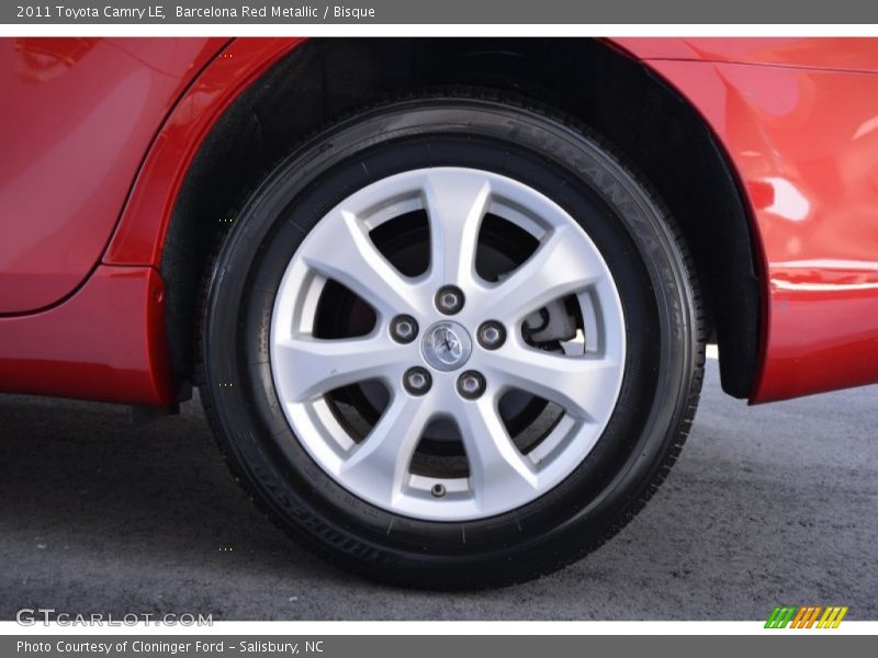 Barcelona Red Metallic / Bisque 2011 Toyota Camry LE
