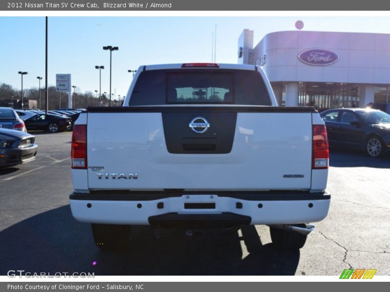 Blizzard White / Almond 2012 Nissan Titan SV Crew Cab