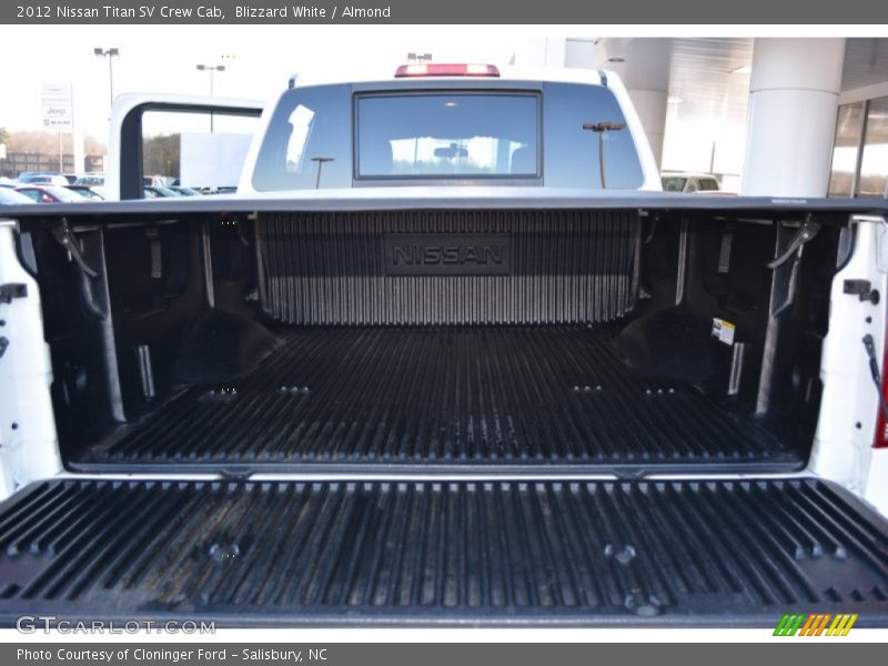 Blizzard White / Almond 2012 Nissan Titan SV Crew Cab