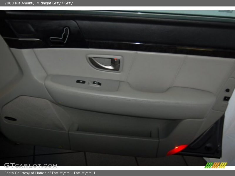 Midnight Gray / Gray 2008 Kia Amanti