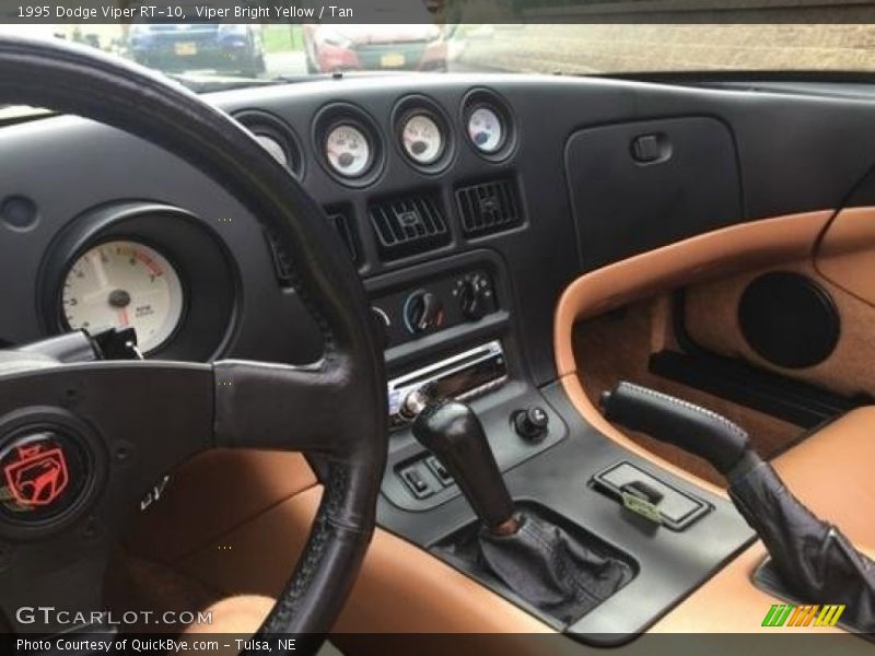 Viper Bright Yellow / Tan 1995 Dodge Viper RT-10