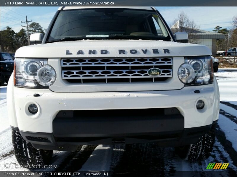 Alaska White / Almond/Arabica 2010 Land Rover LR4 HSE Lux