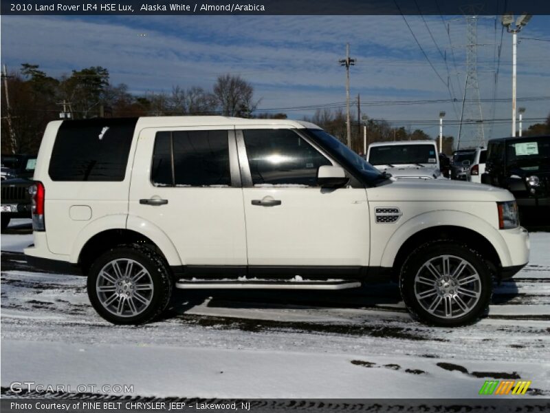 Alaska White / Almond/Arabica 2010 Land Rover LR4 HSE Lux