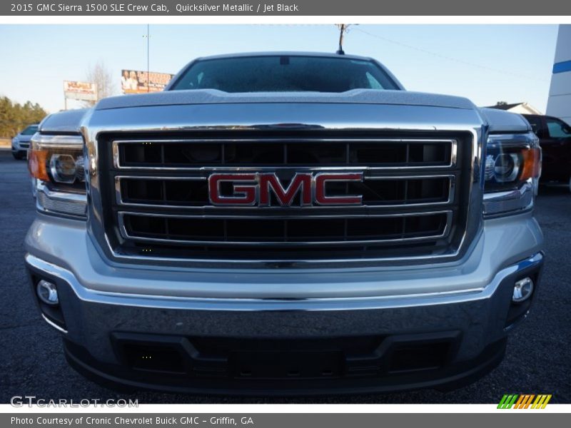 Quicksilver Metallic / Jet Black 2015 GMC Sierra 1500 SLE Crew Cab