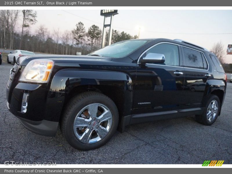 Onyx Black / Light Titanium 2015 GMC Terrain SLT