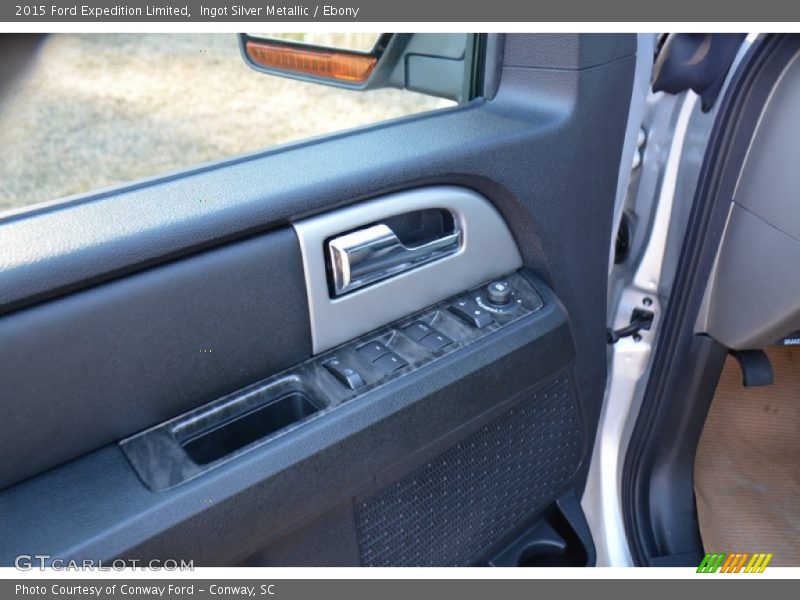 Ingot Silver Metallic / Ebony 2015 Ford Expedition Limited