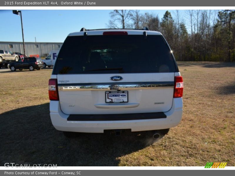 Oxford White / Dune 2015 Ford Expedition XLT 4x4