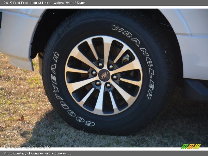 Oxford White / Dune 2015 Ford Expedition XLT 4x4