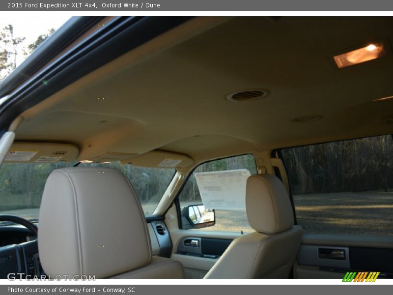 Oxford White / Dune 2015 Ford Expedition XLT 4x4