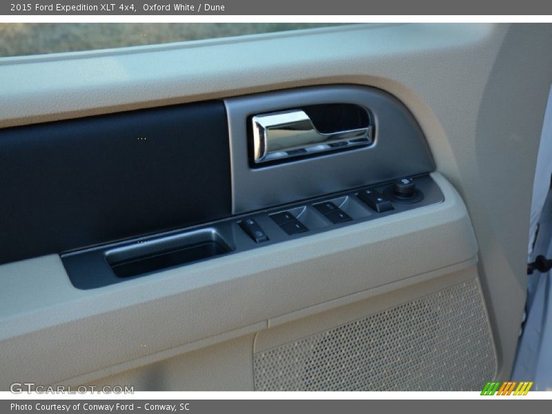 Oxford White / Dune 2015 Ford Expedition XLT 4x4
