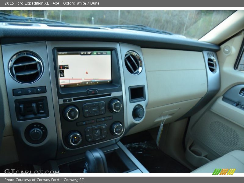 Oxford White / Dune 2015 Ford Expedition XLT 4x4