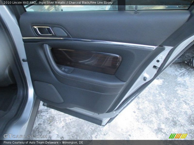 Ingot Silver Metallic / Charcoal Black/Fine Line Ebony 2010 Lincoln MKS AWD