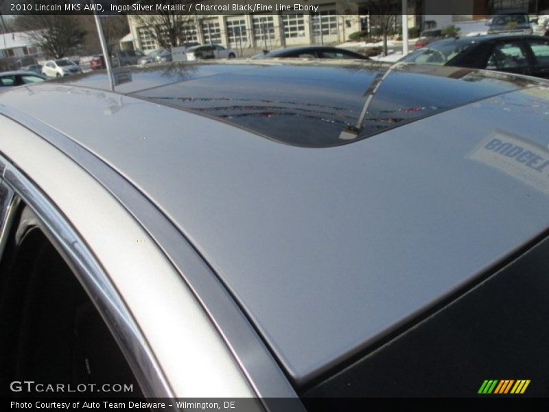Ingot Silver Metallic / Charcoal Black/Fine Line Ebony 2010 Lincoln MKS AWD