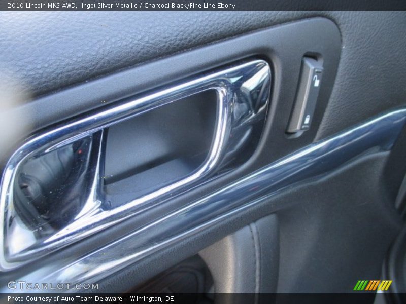 Ingot Silver Metallic / Charcoal Black/Fine Line Ebony 2010 Lincoln MKS AWD