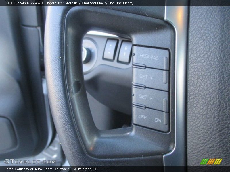 Ingot Silver Metallic / Charcoal Black/Fine Line Ebony 2010 Lincoln MKS AWD