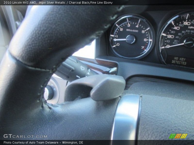 Ingot Silver Metallic / Charcoal Black/Fine Line Ebony 2010 Lincoln MKS AWD