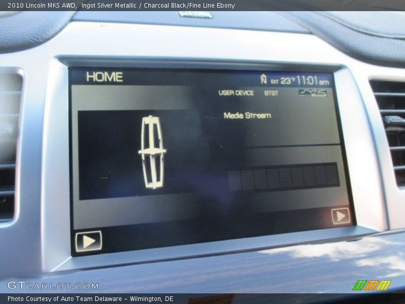 Ingot Silver Metallic / Charcoal Black/Fine Line Ebony 2010 Lincoln MKS AWD