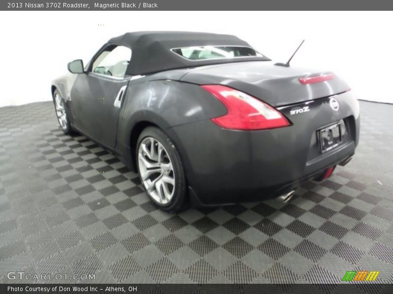 Magnetic Black / Black 2013 Nissan 370Z Roadster