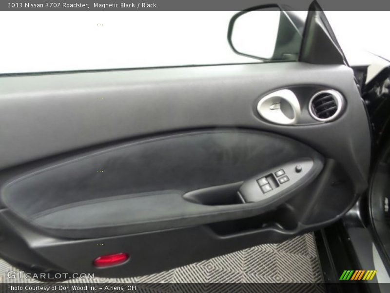 Magnetic Black / Black 2013 Nissan 370Z Roadster