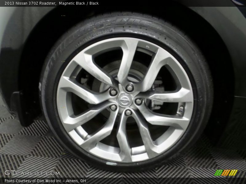 Magnetic Black / Black 2013 Nissan 370Z Roadster