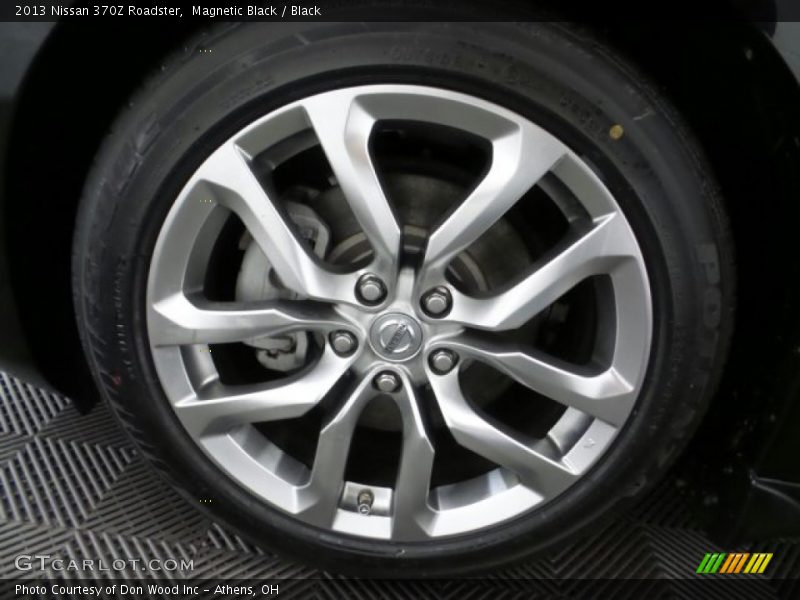  2013 370Z Roadster Wheel