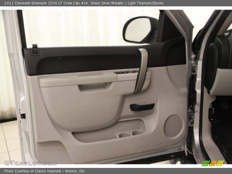 Sheer Silver Metallic / Light Titanium/Ebony 2011 Chevrolet Silverado 1500 LT Crew Cab 4x4